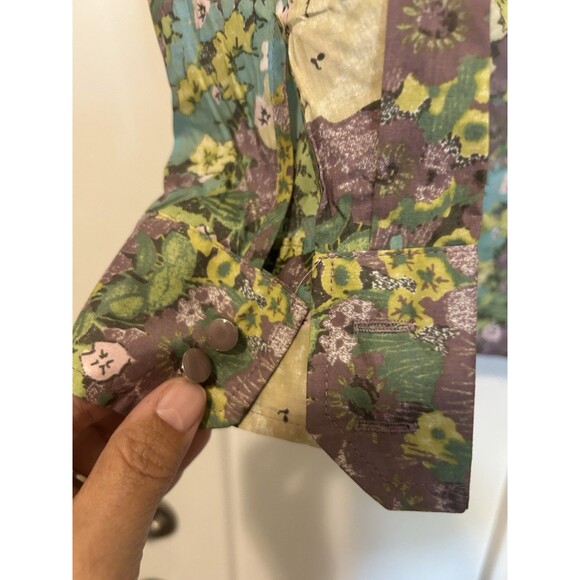 Women's Size Medium Multi Color Floral Button Down Cotton Shirt Western Pearl - Picture 2 of 4